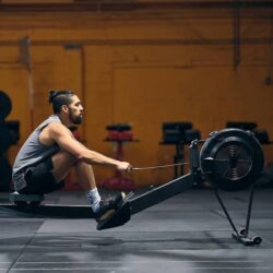 آیا دستگاه روئینگ بدنسازی به درد لاغری شکم و پهلو می‌خورد؟