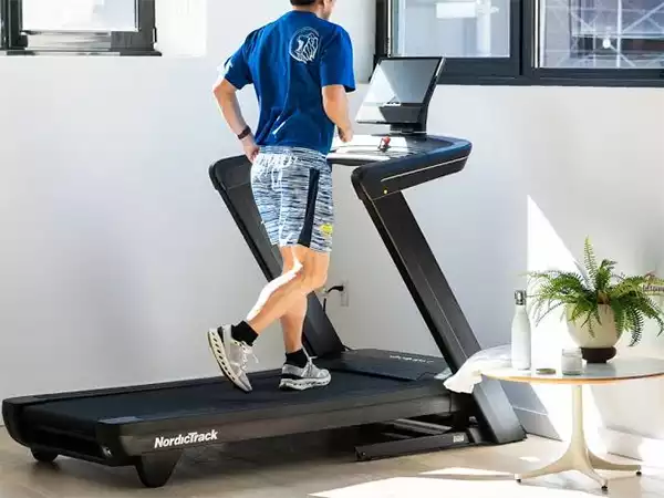 تردمیل باشگاهی چه تفاوتی با تردمیل خانگی دارد؟